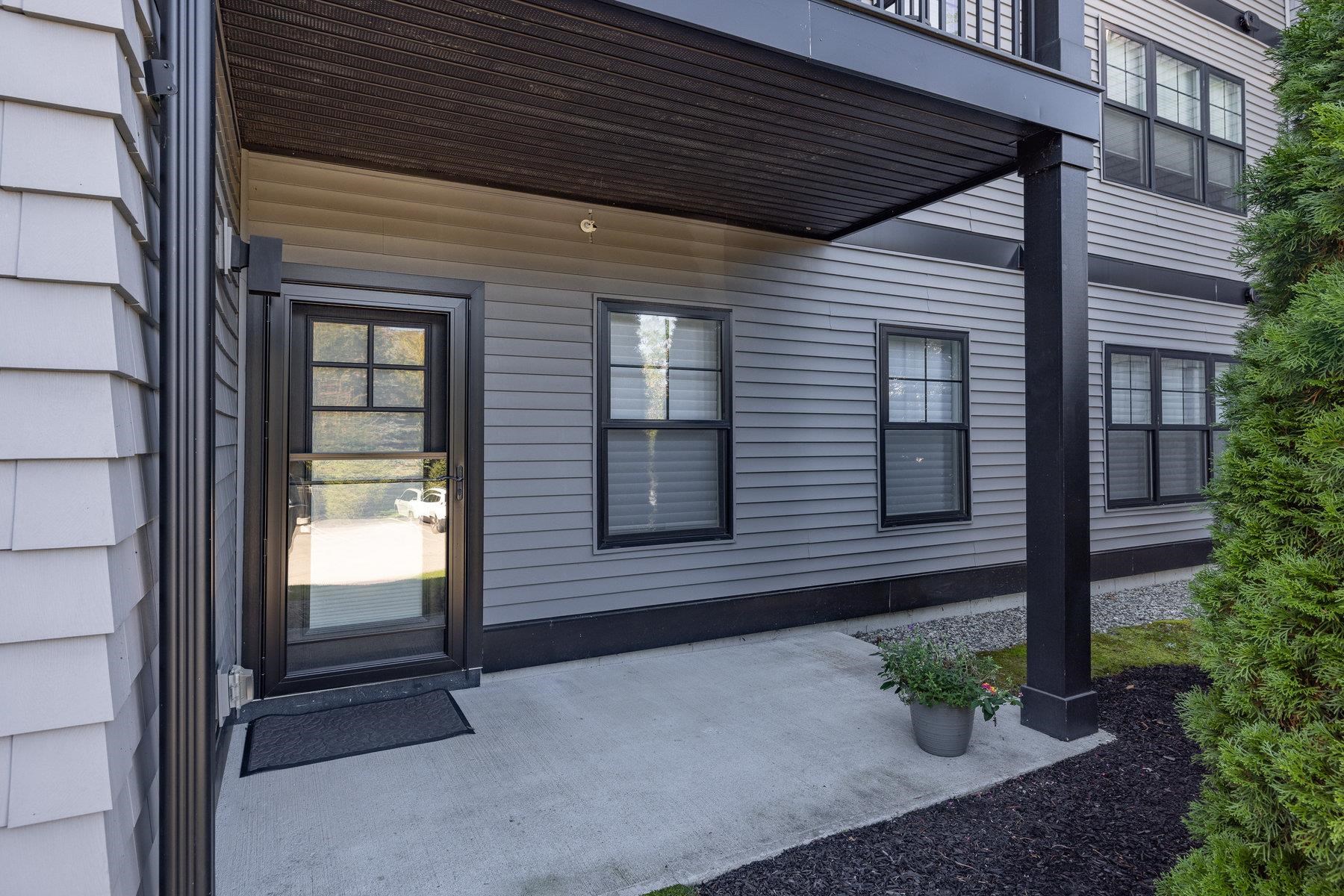 2075 Lafayette Road, Unit B17 Portsmouth, NH 03801 - Photo 31 of 33 Gallery Image 31