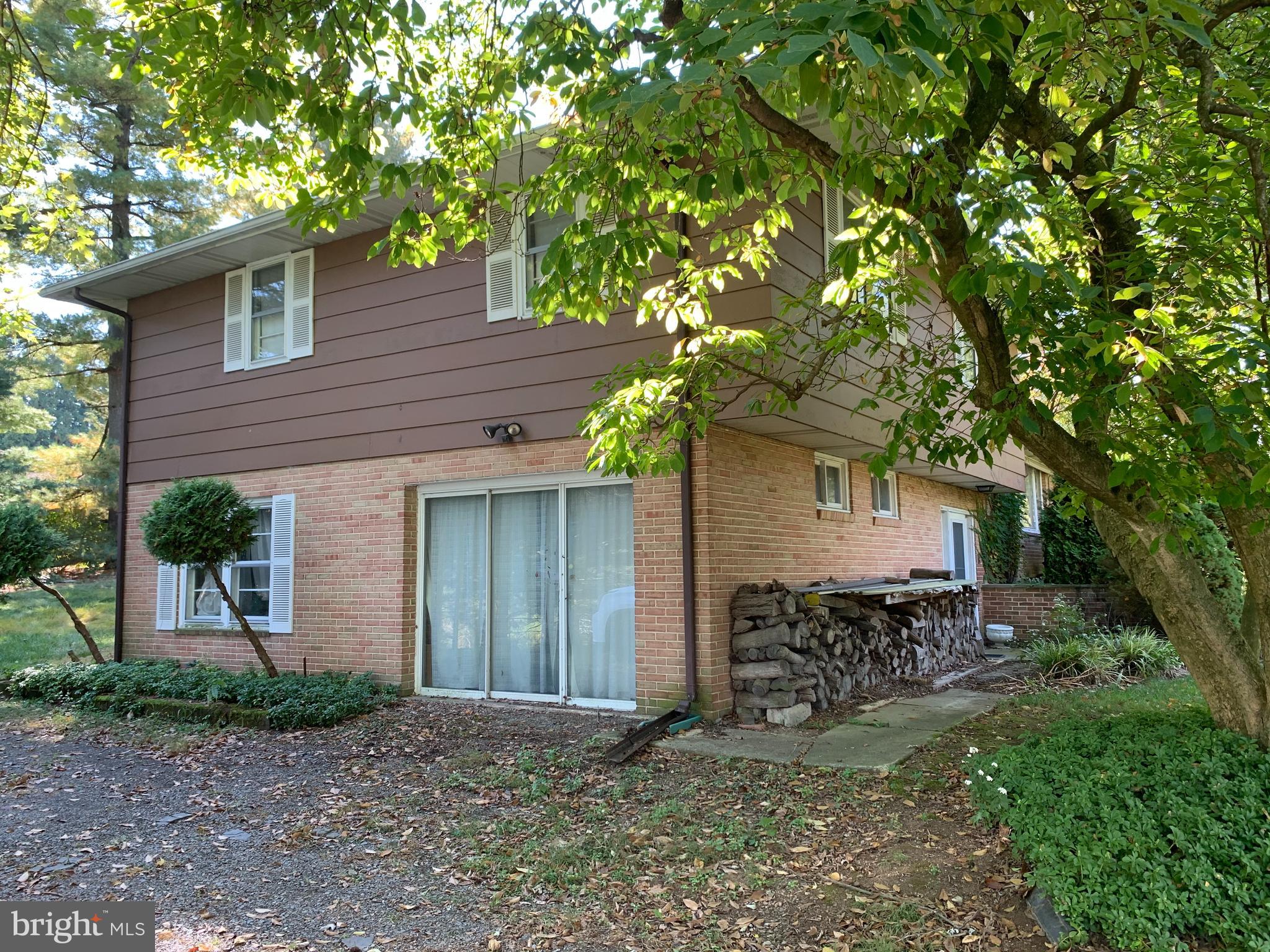 309 James Road Carlisle, PA 17013 - Photo 4 of 9 Gallery Image 4