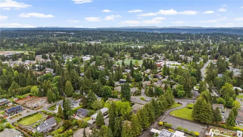 $1,498,000 | 13849 Southeast 10th Street, Bellevue, WA 98005