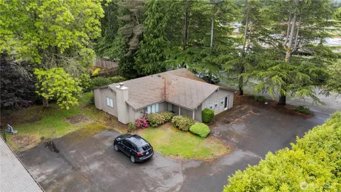 $1,498,000 | 13849 Southeast 10th Street, Bellevue, WA 98005