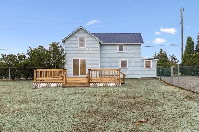 $3,200 | 17425 County Road 48, Cutchogue, NY 11935