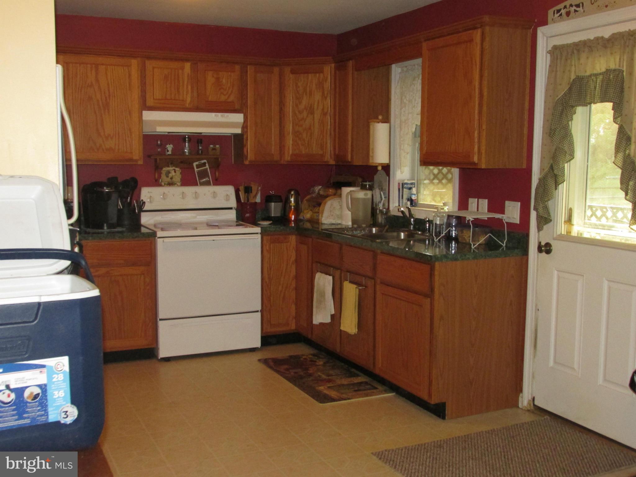 6610 Briarpatch Road Hurlock, MD 21643 - Photo 7 of 16 Kitchen