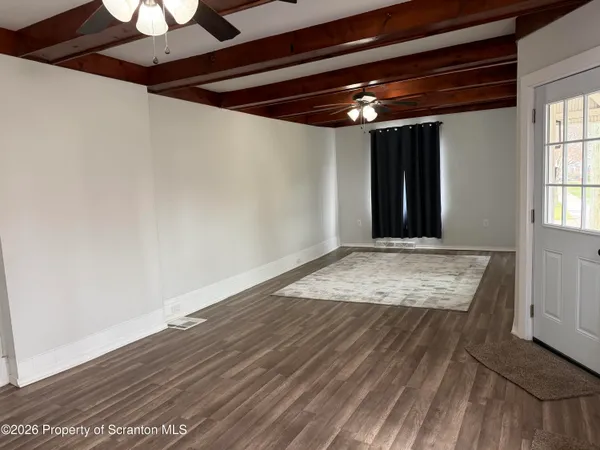 $1,600 | 1154 Murray Street, Kingston, PA 18704