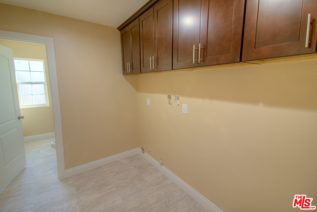 8242 Arrowhead Road Phelan, CA 92371 - Photo 13 of 28