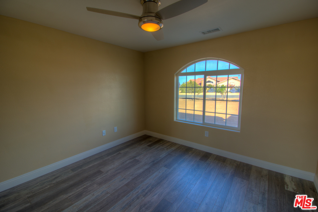 8242 Arrowhead Road Phelan, CA 92371 - Photo 16 of 28