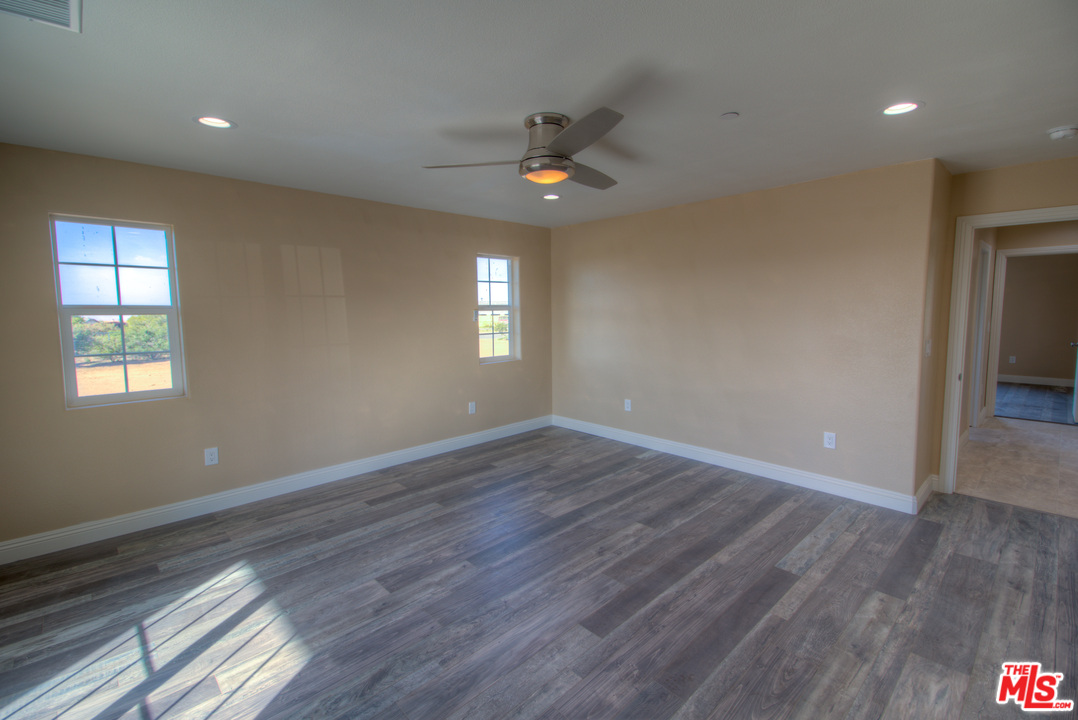 8242 Arrowhead Road Phelan, CA 92371 - Photo 21 of 28