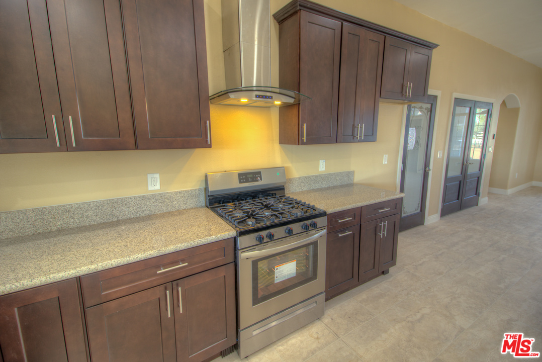 8242 Arrowhead Road Phelan, CA 92371 - Photo 6 of 28