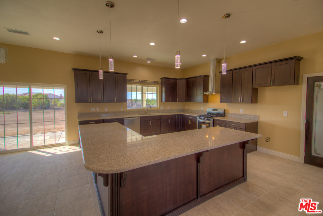 8242 Arrowhead Road Phelan, CA 92371 - Photo 9 of 28