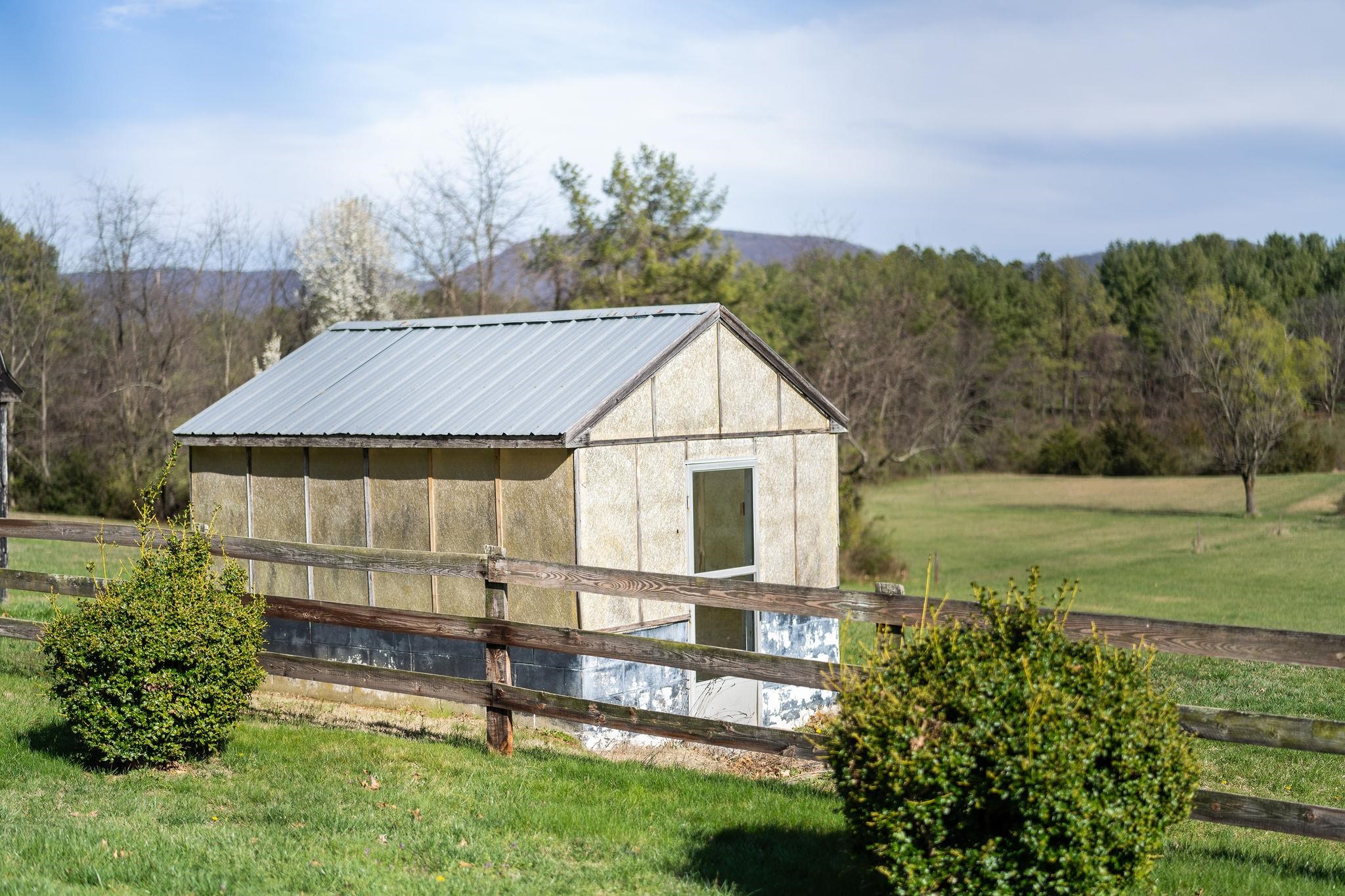 813 Cattle Scales Road Waynesboro, VA 22980 - Photo 69 of 75 a view of backyard with green space