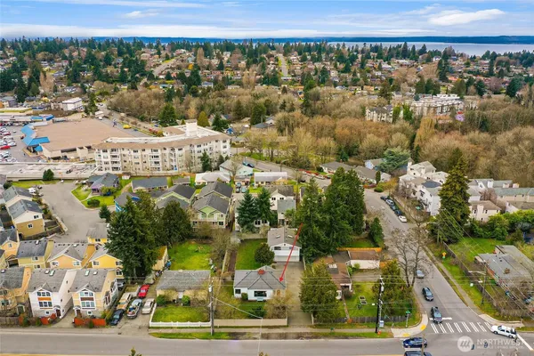 $2,000,000 | 10131 3rd Avenue Northwest, Seattle, WA 98177