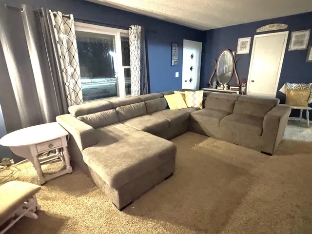 $210,000 | 1210 Greenwood Street East, Thief River Falls, MN 56701