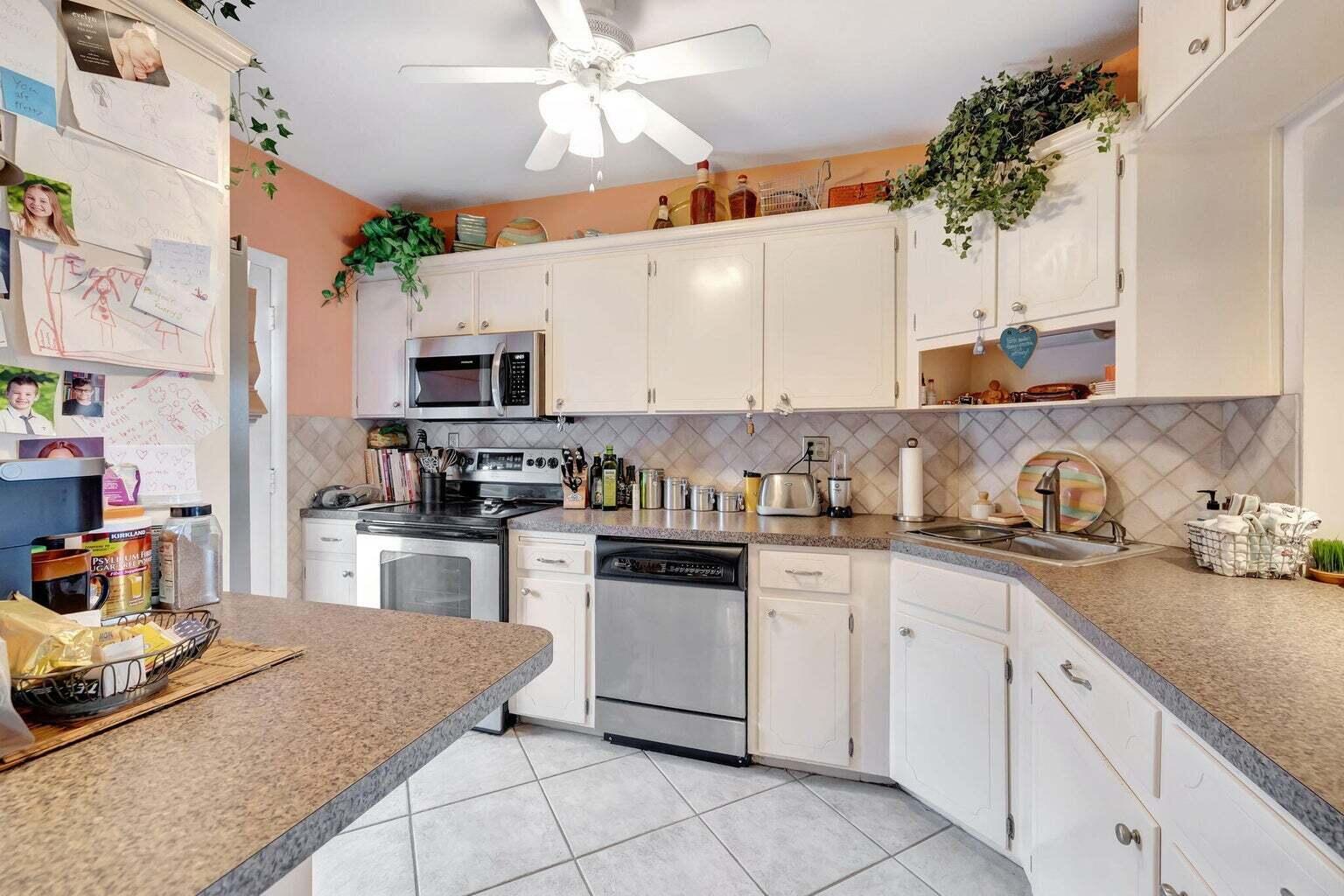 900 Southwest 12th Street, Unit 108 Fort Lauderdale, FL 33315 - Photo 7 of 37 20241204053354704023000000-o