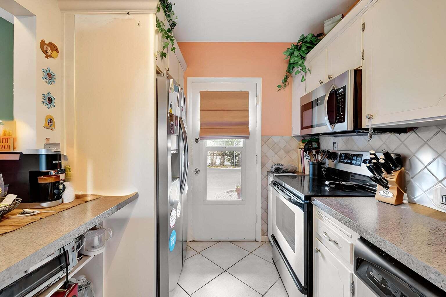 900 Southwest 12th Street, Unit 108 Fort Lauderdale, FL 33315 - Photo 8 of 37 20241204053354722075000000-o