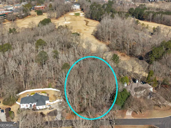 a view of entryway with elevator