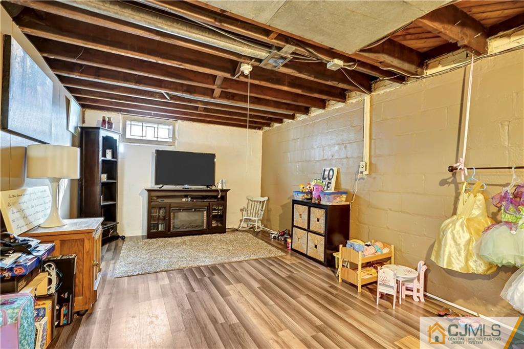 407 Walnut Street Middlesex, NJ 08846 - Photo 15 of 18 Gallery Image 15