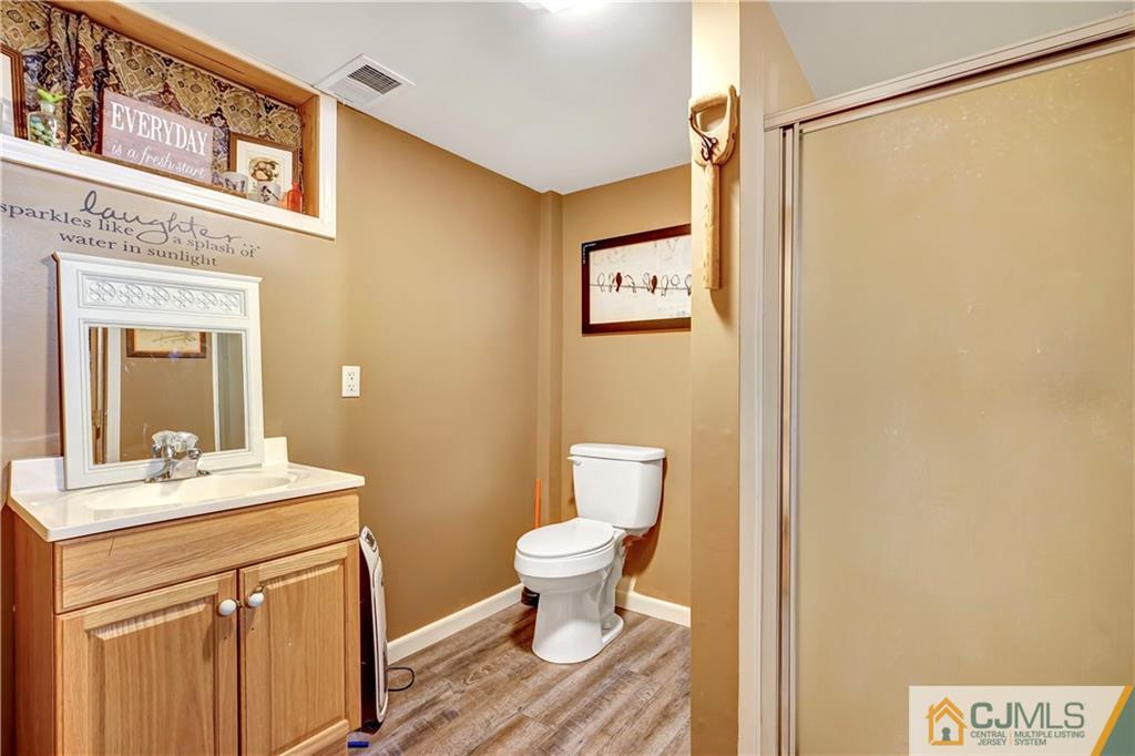 407 Walnut Street Middlesex, NJ 08846 - Photo 16 of 18 Gallery Image 16