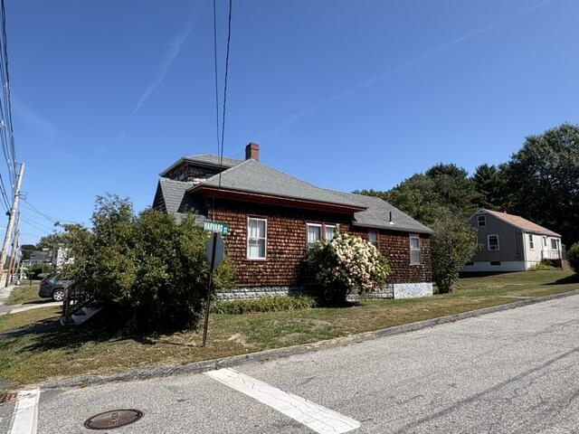137 May Street Biddeford, ME 04005 - Photo 20 of 27 Side Yard