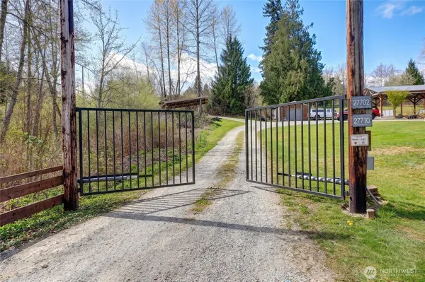 $875,000 | 27702 3rd Avenue Northeast, Arlington, WA 98223