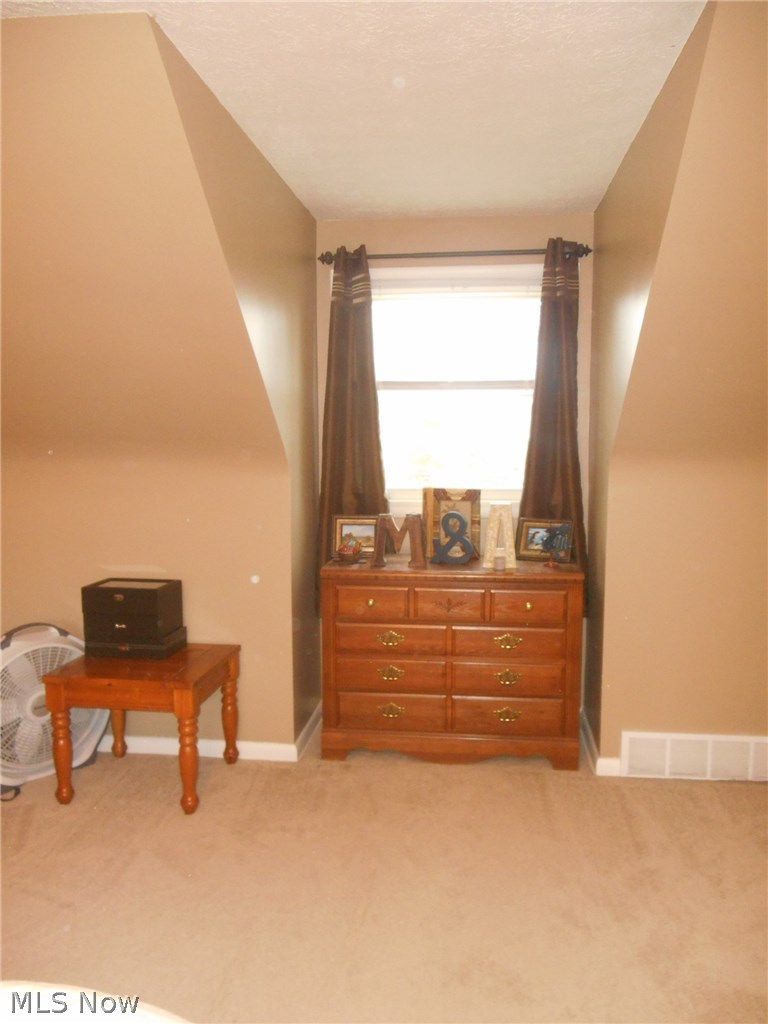 1118 Lockwood Road Barberton, OH 44203 - Photo 19 of 28
