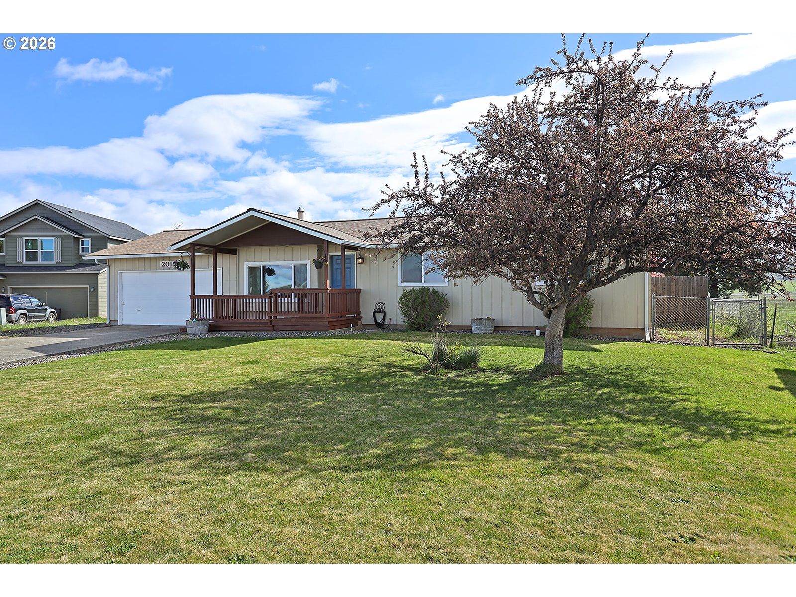 2018 Chatfield Place Goldendale, WA 98620 - Photo 2 of 45