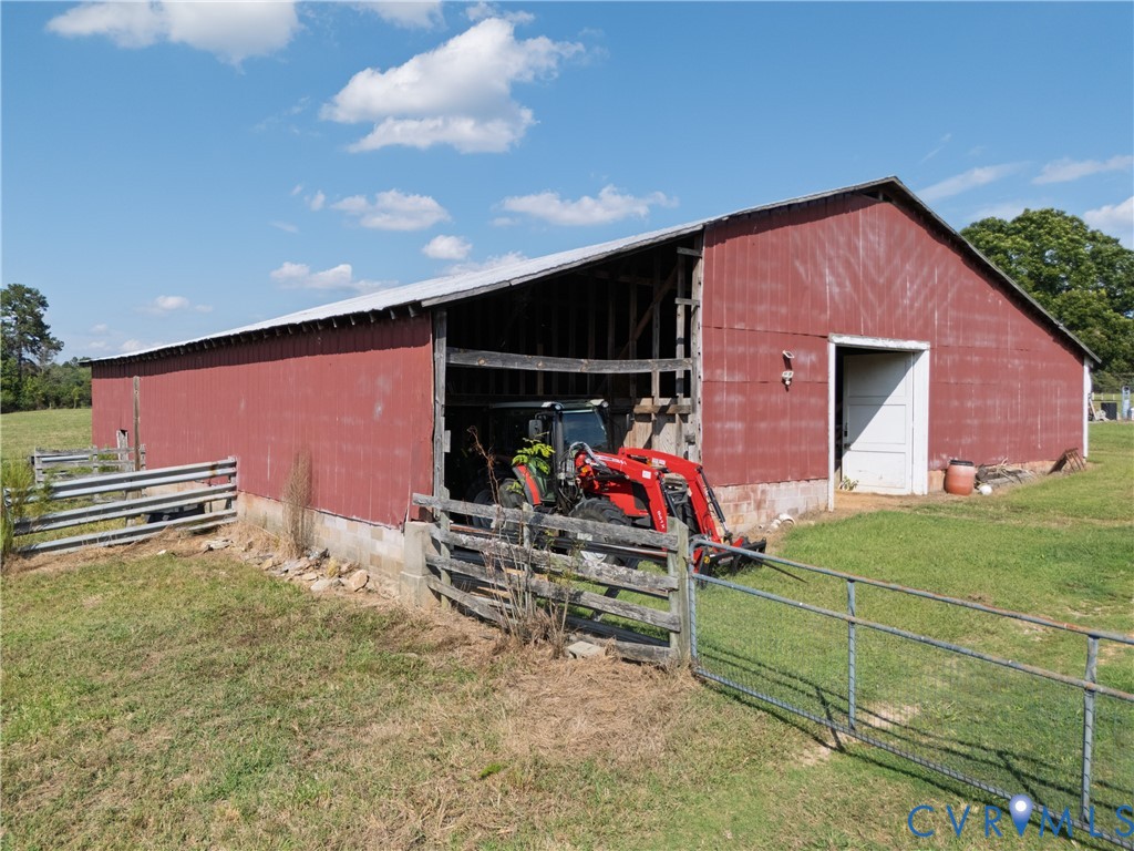 4943 Grandy Road Brodnax, VA 23920 - Photo 34 of 48