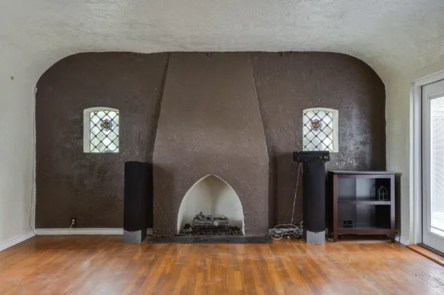 $2,800 | 2305 18th Street, Unit FRONT, Lubbock, TX 79401