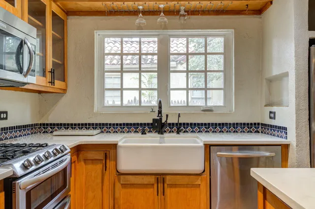 $2,800 | 2305 18th Street, Unit FRONT, Lubbock, TX 79401