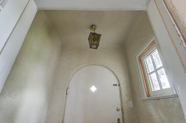 $2,800 | 2305 18th Street, Unit FRONT, Lubbock, TX 79401