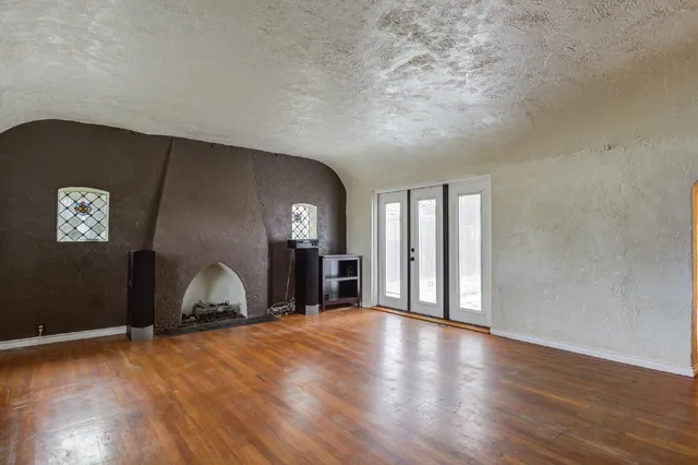 $2,800 | 2305 18th Street, Unit FRONT, Lubbock, TX 79401