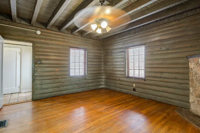 $2,800 | 2305 18th Street, Unit FRONT, Lubbock, TX 79401