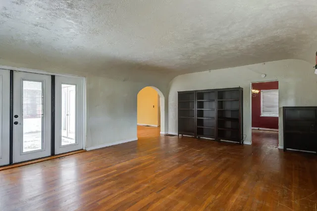 $2,800 | 2305 18th Street, Unit FRONT, Lubbock, TX 79401