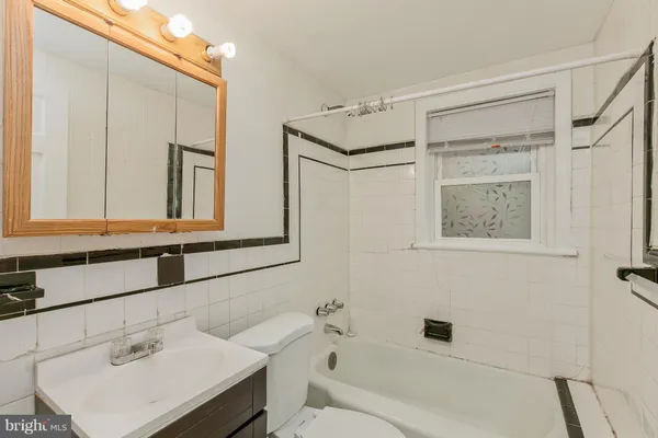 $1,500 | 908 Prospect Street, Unit 4, Takoma Park, MD 20912