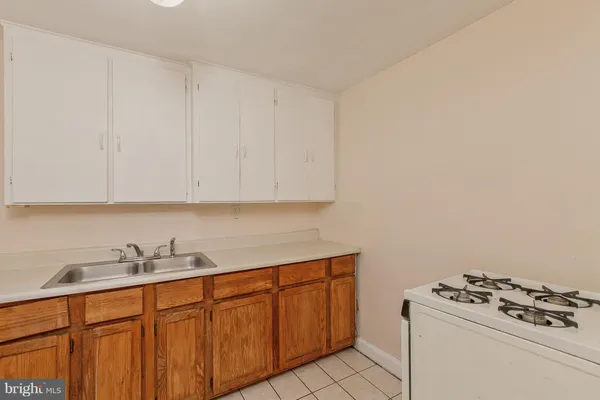 $1,500 | 908 Prospect Street, Unit 4, Takoma Park, MD 20912