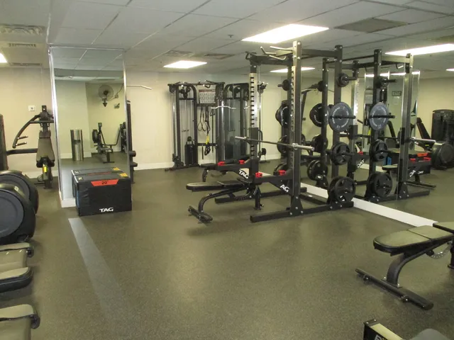 $400,000 | 40 East 9th Street, Unit 1310C, Chicago, IL 60605