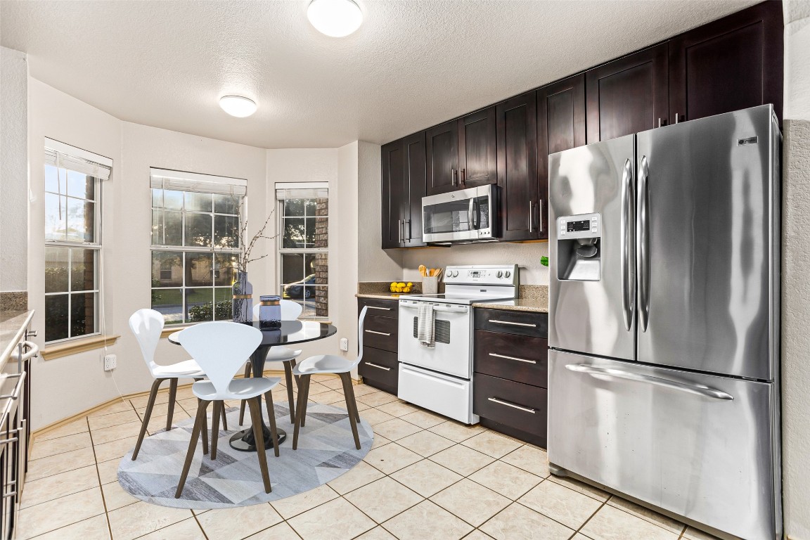 409 Lydia Lane Thrall, TX 76578 - Photo 18 of 39