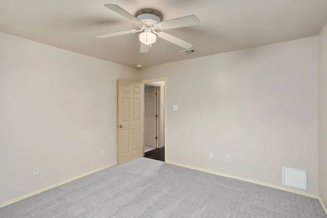 $300,000 | 409 Lydia Lane, Thrall, TX 76578