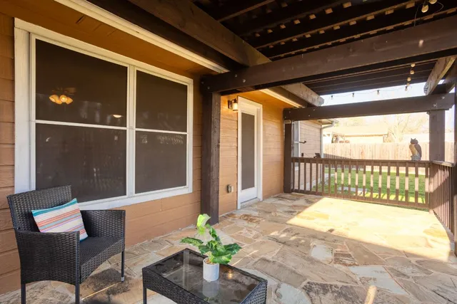 $300,000 | 409 Lydia Lane, Thrall, TX 76578