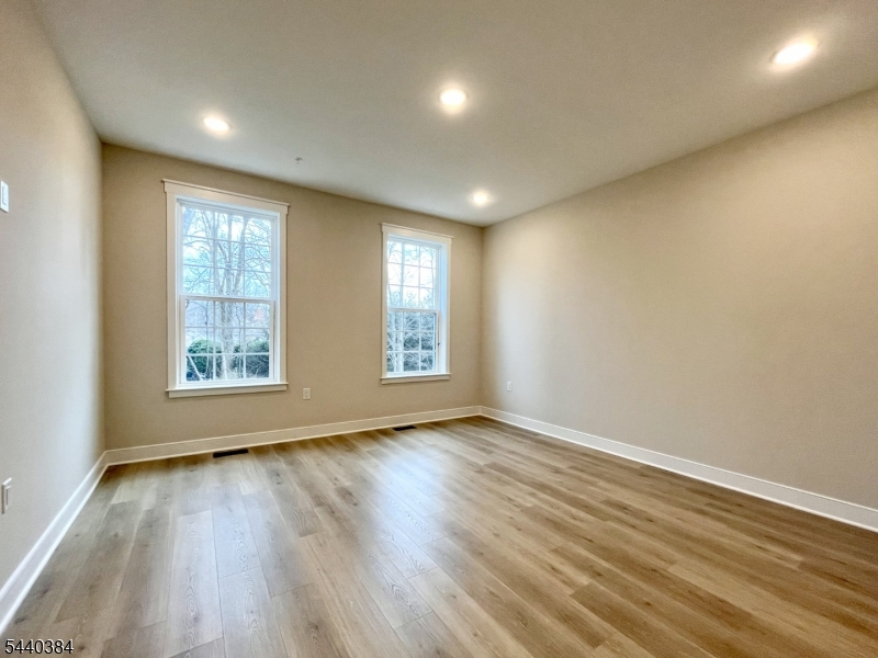 104 Myrtle Road Warren, NJ 07059 - Photo 8 of 21