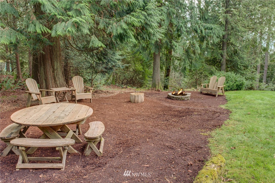 17535 Southeast 106th Street Renton, WA 98059 - Photo 8 of 40