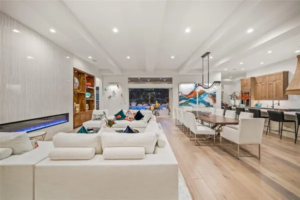 $2,750,000 | 16404 Cornwall Lane, Bradenton, FL 34202