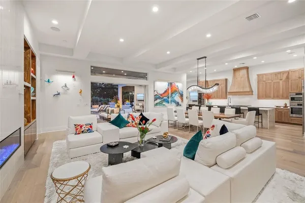 $2,750,000 | 16404 Cornwall Lane, Bradenton, FL 34202