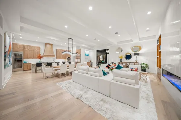 $2,750,000 | 16404 Cornwall Lane, Bradenton, FL 34202