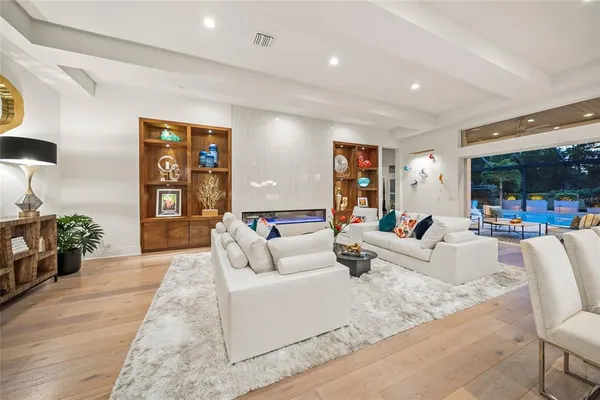 $2,750,000 | 16404 Cornwall Lane, Bradenton, FL 34202