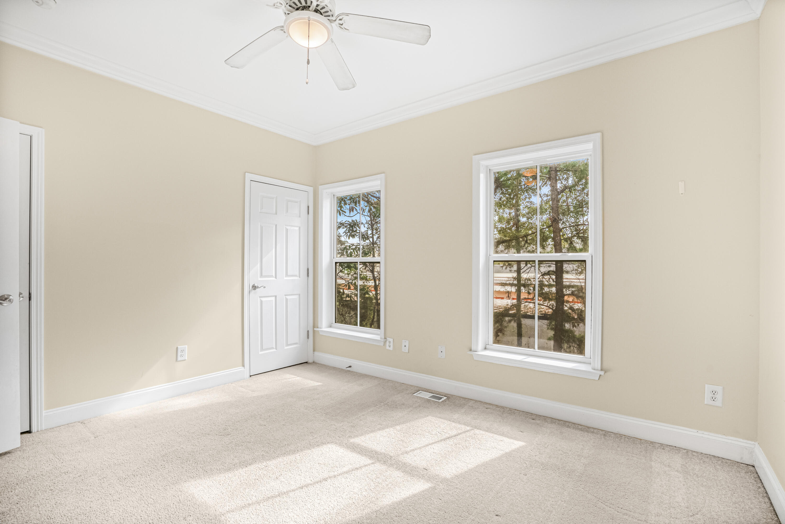 1829 Dogwood Road, Unit 504 Charleston, SC 29414 - Photo 15 of 30 DSC04495