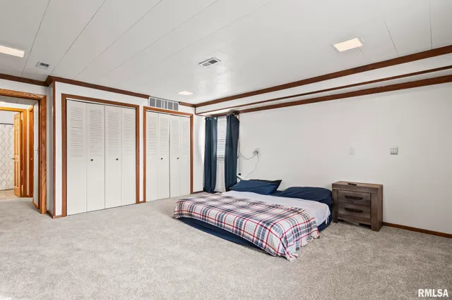 $239,900 | 1386 Valley Drive, Springfield, IL 62702