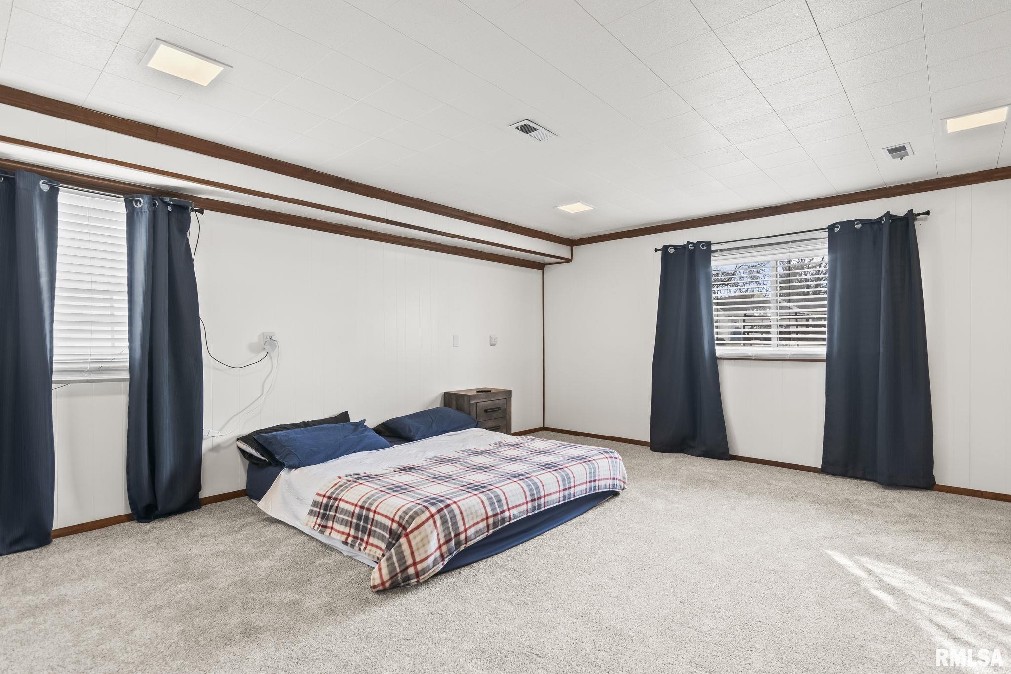 1386 Valley Drive Springfield, IL 62702 - Photo 18 of 41