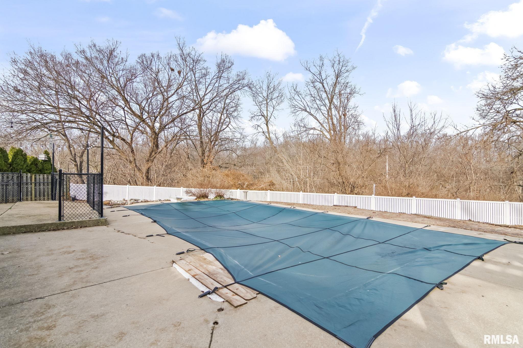 1386 Valley Drive Springfield, IL 62702 - Photo 38 of 41