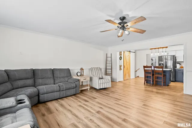 $239,900 | 1386 Valley Drive, Springfield, IL 62702