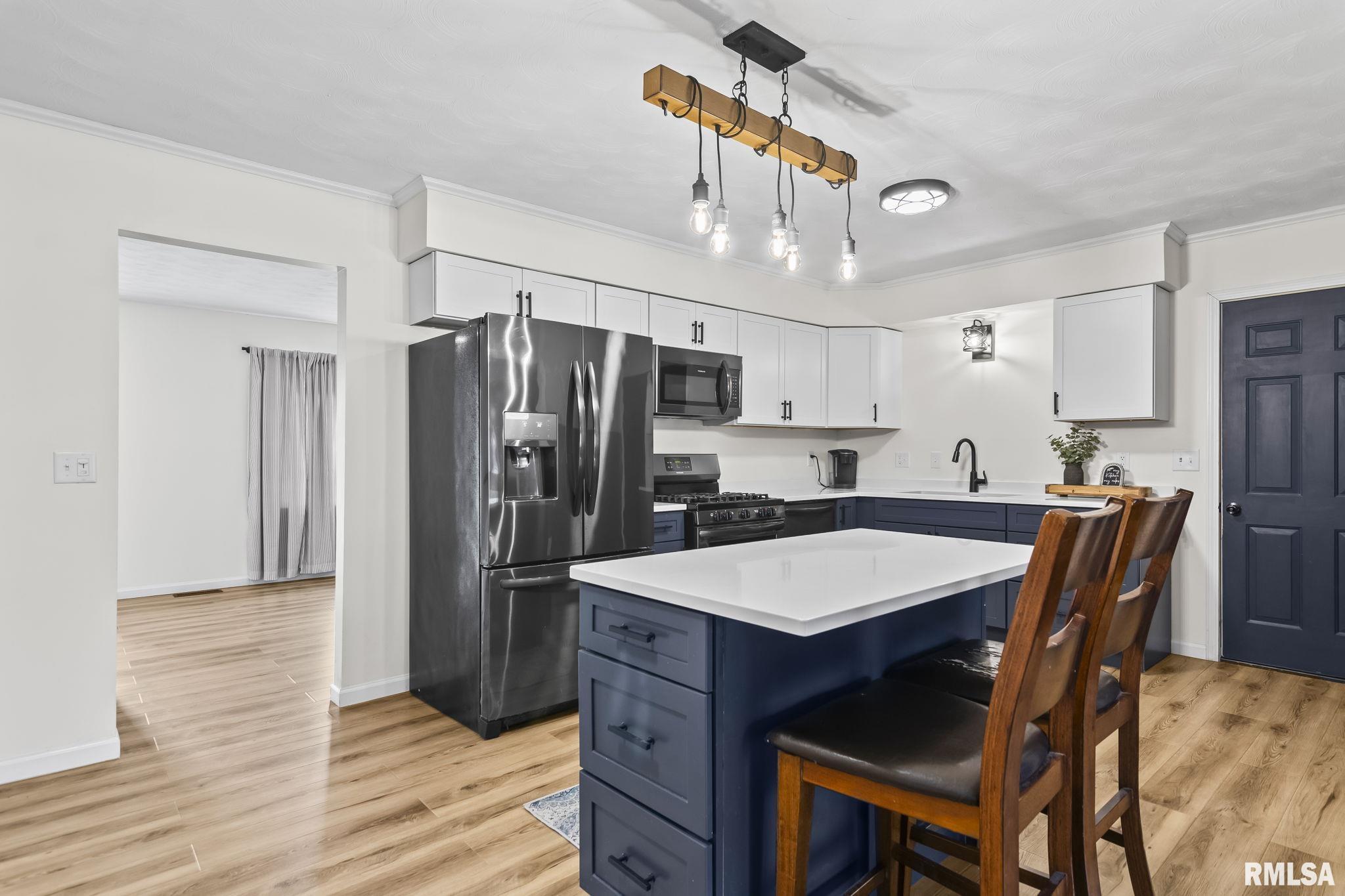 1386 Valley Drive Springfield, IL 62702 - Photo 9 of 41