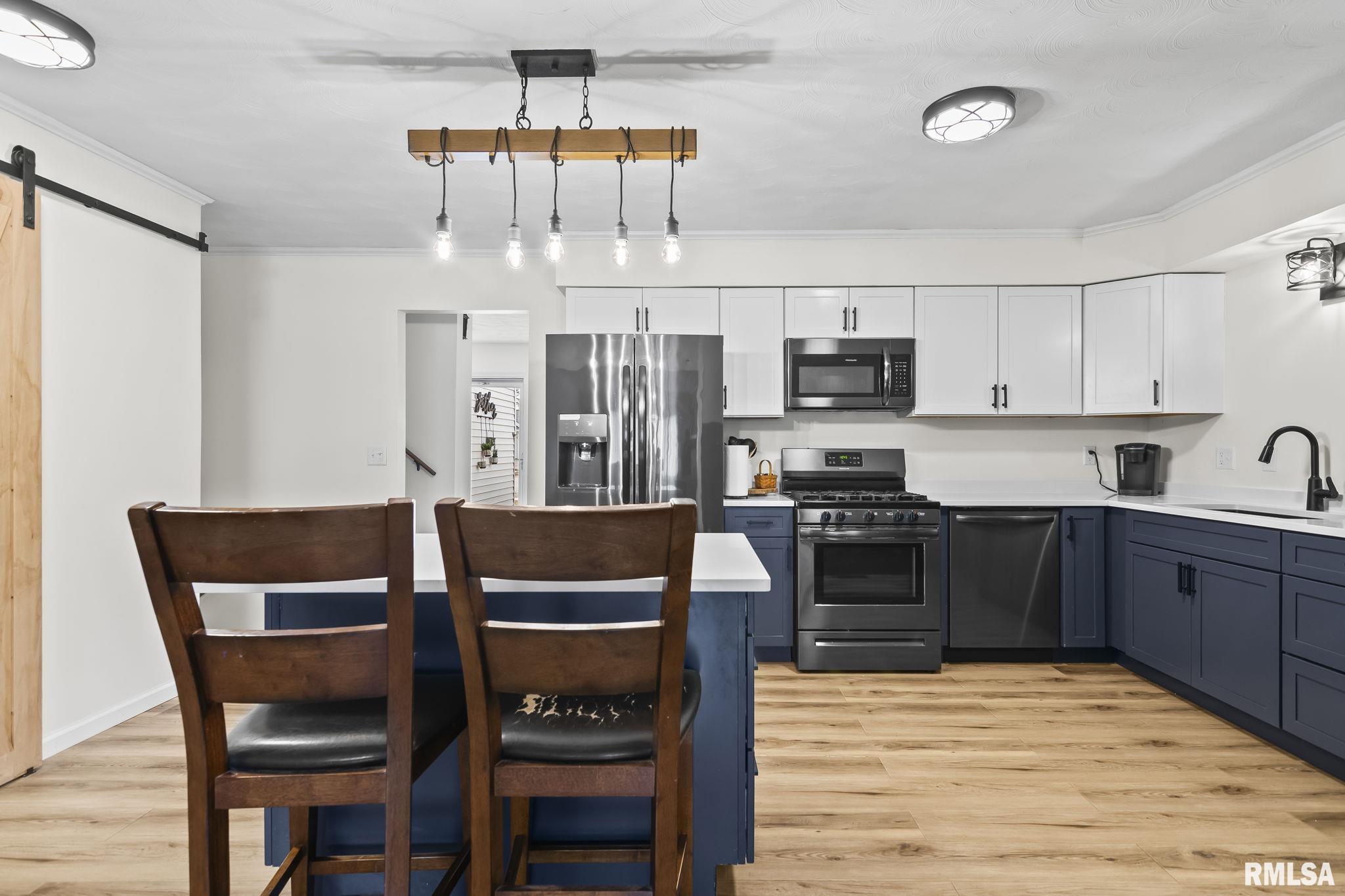 1386 Valley Drive Springfield, IL 62702 - Photo 10 of 41